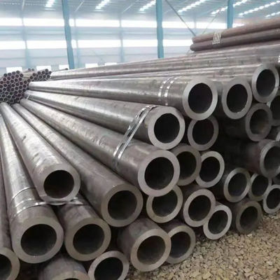 Black Painting Seamless Steel Pipe Round Section Shape Featuring Suitable for Structural